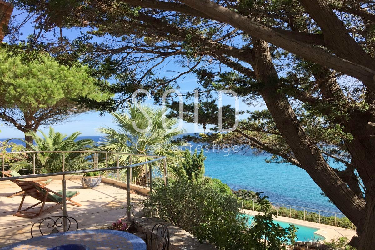 Waterfront-villa-Marine-de-Davia-n42 Waterfront-villa-Marine-de-Davia-n42