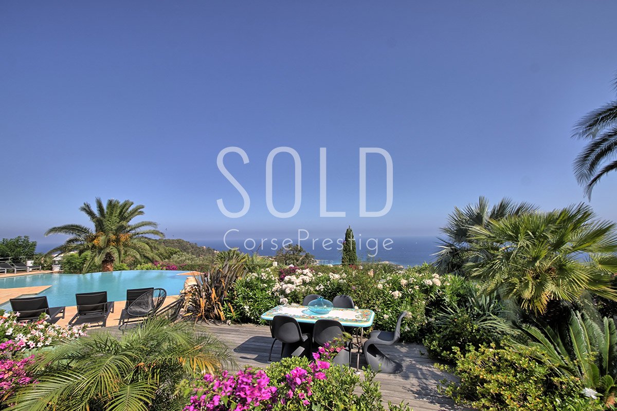 villa-facing-the-sea-in-corbara-ile-rousse-n69 villa-facing-the-sea-in-corbara-ile-rousse-n69